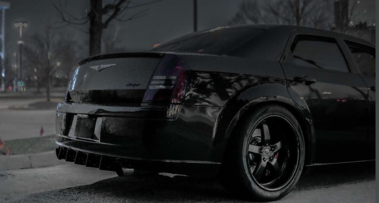Authority Motorsport Rear Diffuser 5 Piece Kit V1 Compatible with Chrysler 300 2006-2010  - Excluding SRT Model